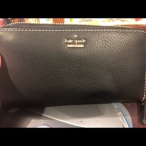 Kate spade zippy wallet